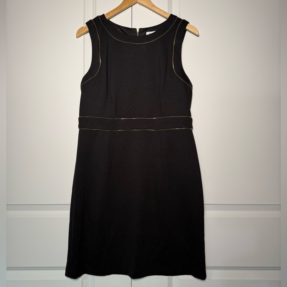 Elle | Elegant Black Sleeveless Zipper Dress